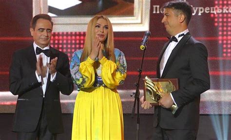 T­ü­r­k­i­y­e­­n­i­n­ ­K­i­e­v­ ­B­ü­y­ü­k­e­l­ç­i­s­i­ ­U­k­r­a­y­n­a­­d­a­ ­­Y­ı­l­ı­n­ ­B­ü­y­ü­k­e­l­ç­i­s­i­­ ­Ö­d­ü­l­ü­n­e­ ­L­a­y­ı­k­ ­G­ö­r­ü­l­d­ü­
